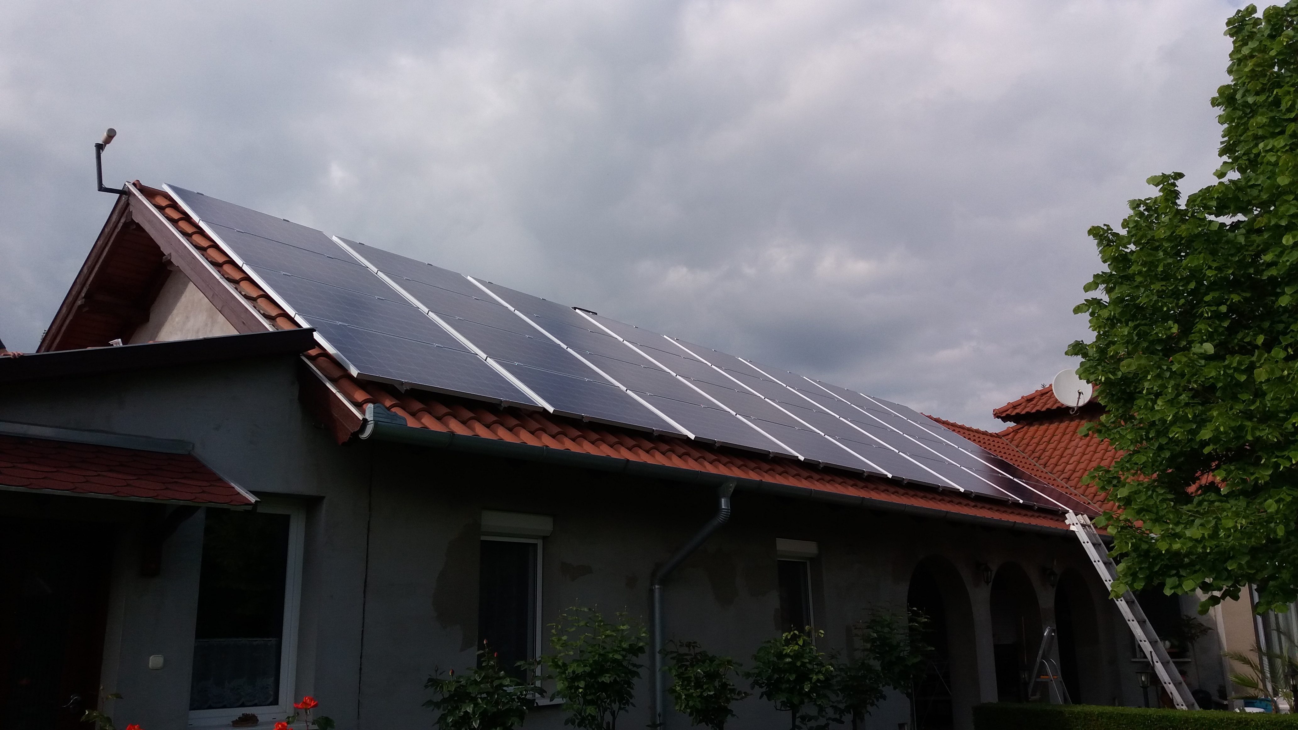 Solaredge rendszer Hisunage panel